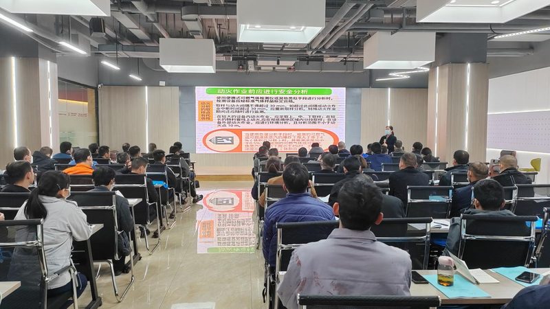 小标题：一、自考本科与成考概述