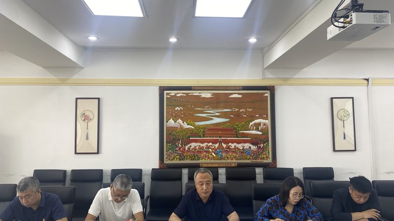建造师培训网课的收费标准主要由以下几个方面构成：