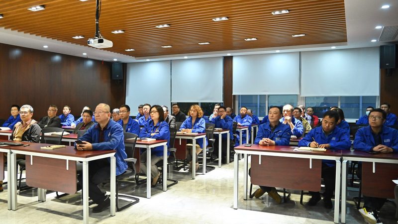 钢结构焊工培训实操流程揭秘：关键步骤与注意事项**
